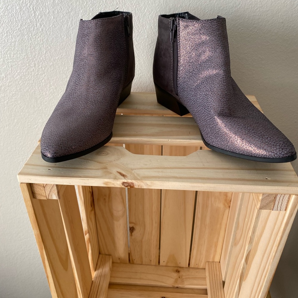 Qupid ankle boots